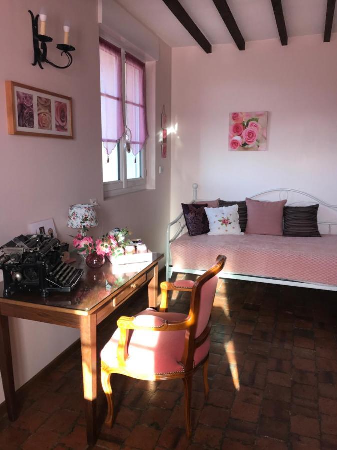 Les Logis Du Breuil Bed and Breakfast Marchéville Εξωτερικό φωτογραφία